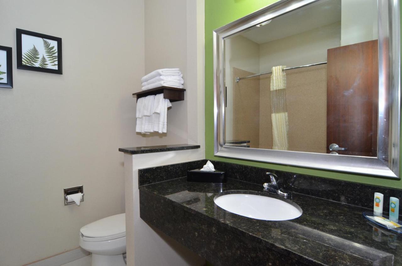 Quality Inn & Suites Kenedy - Karnes City Pokoj fotografie