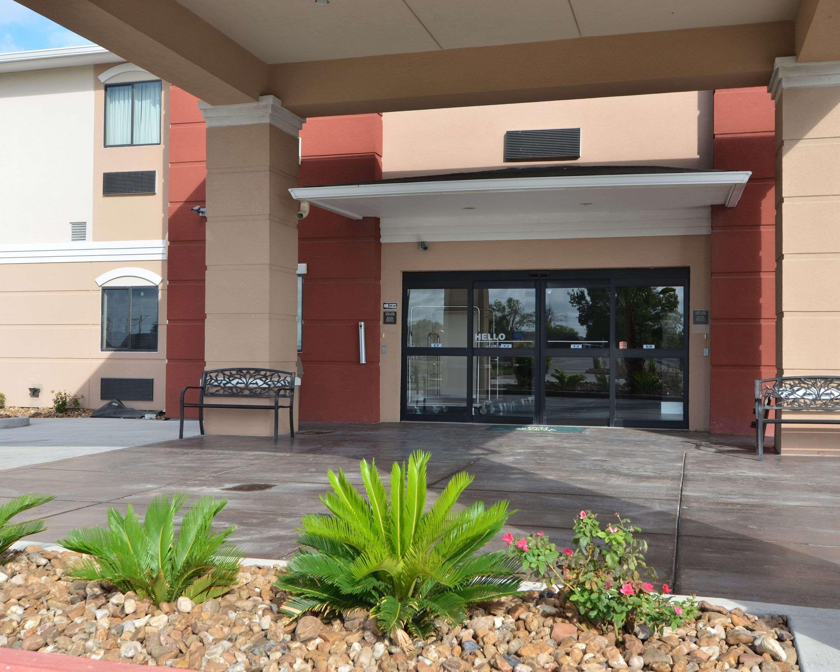 Quality Inn & Suites Kenedy - Karnes City Exteriér fotografie