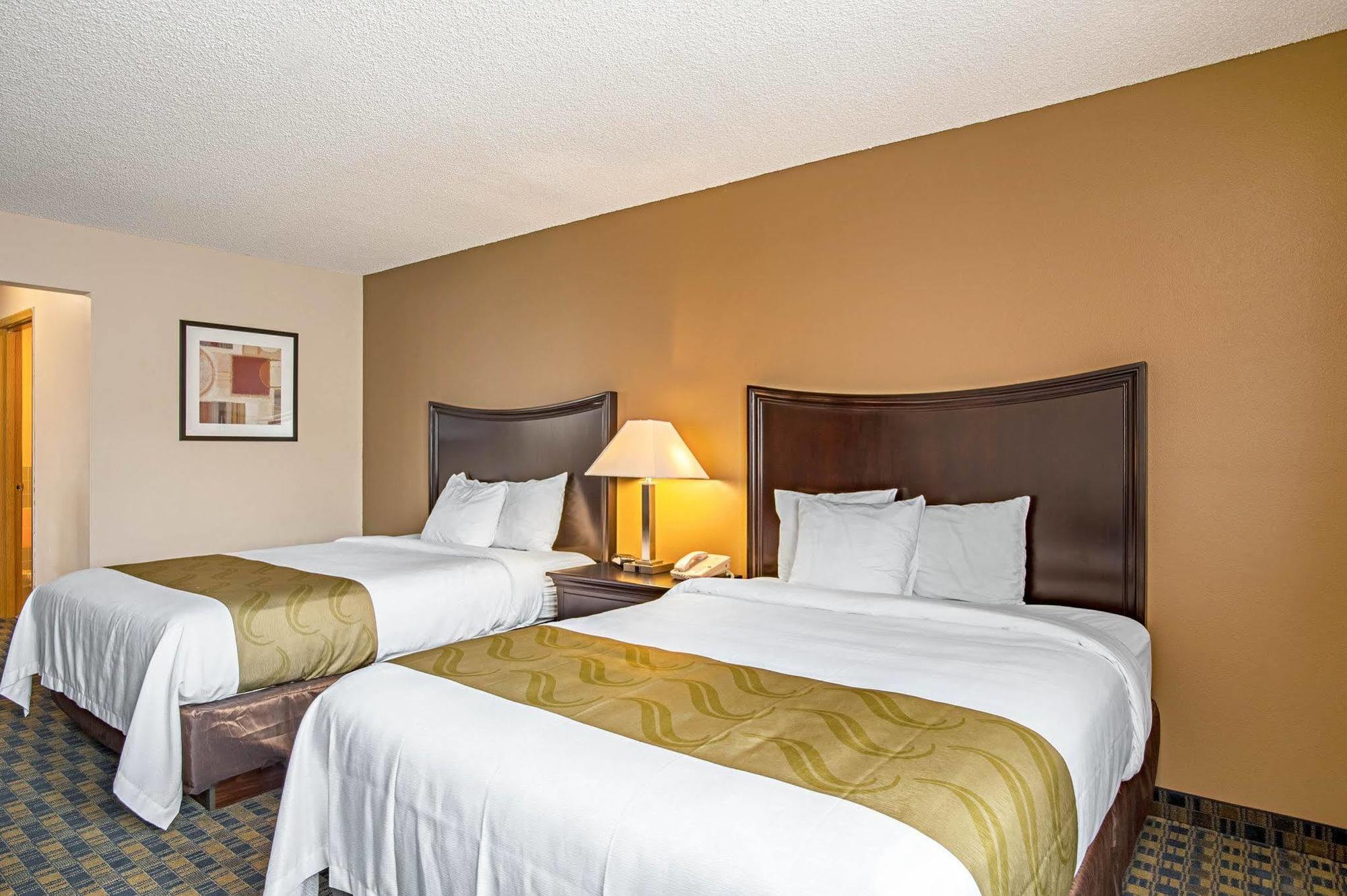 Quality Inn & Suites Kenedy - Karnes City Exteriér fotografie